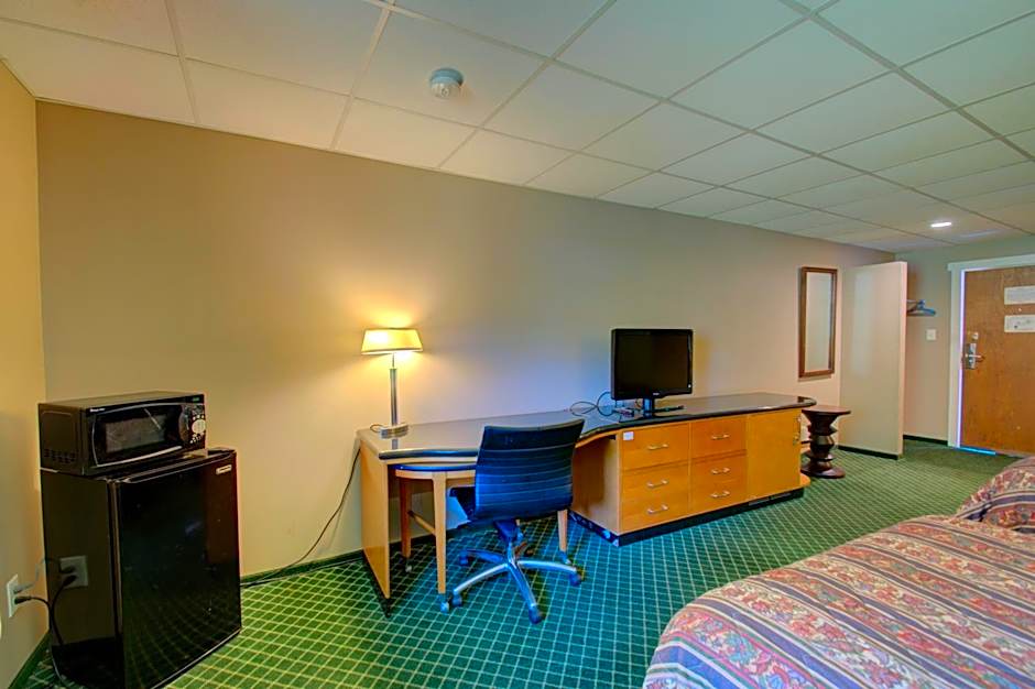 Village Inn Annapolis MD