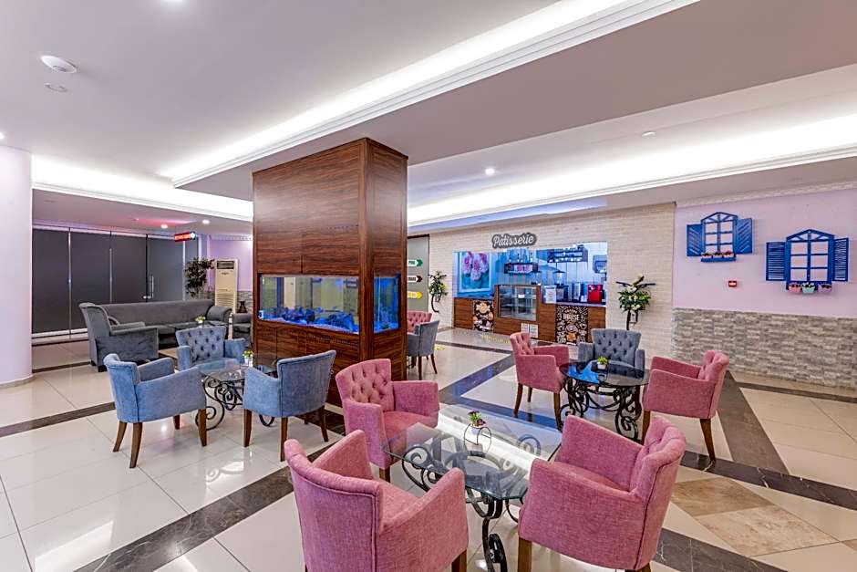 Armas Beach Hotel