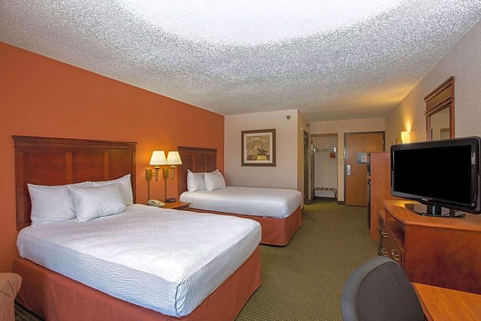 AmericInn by Wyndham Omaha