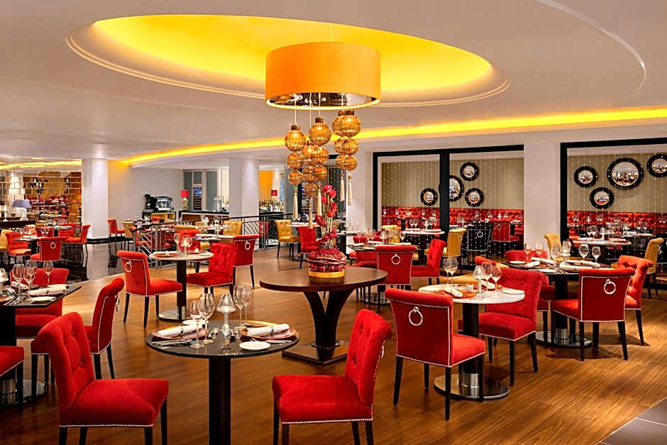 Sheraton Skyline Hotel London Heathrow