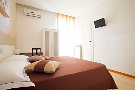 Superior Double or Twin Room with Terrace
