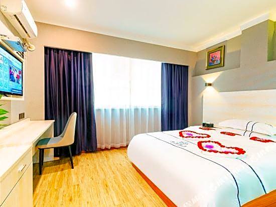 Anhua Hotel