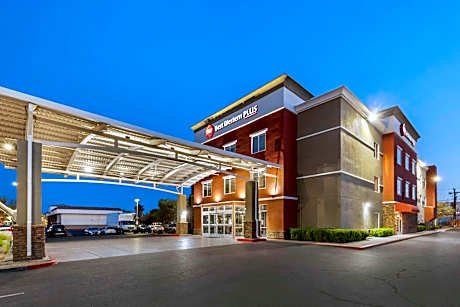 Best Western Plus Henderson Hotel