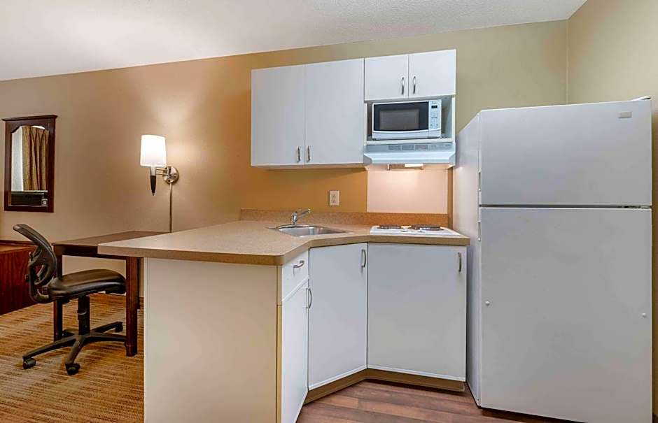 Extended Stay America Suites - Cincinnati - Florence - Turfway Rd.