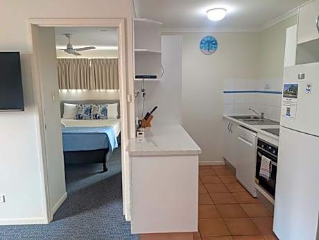One-Bedroom Apartment with Balcony
