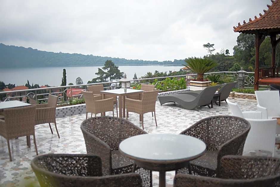 Dedanau Hotel