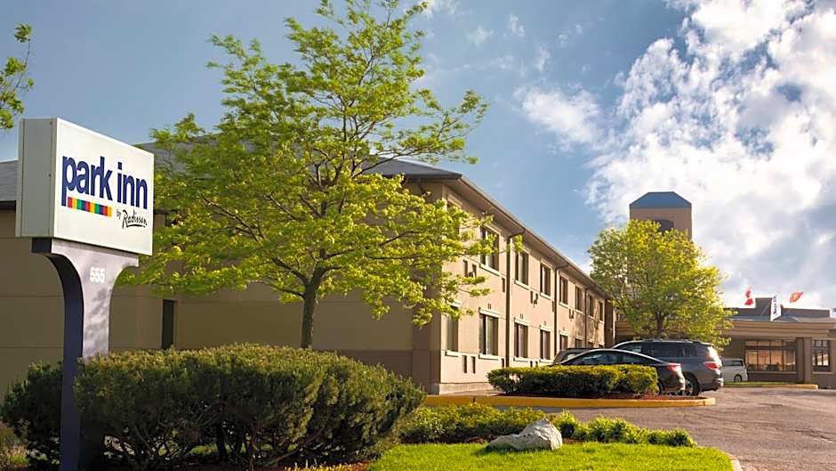Park Inn By Radisson Toronto-Markham