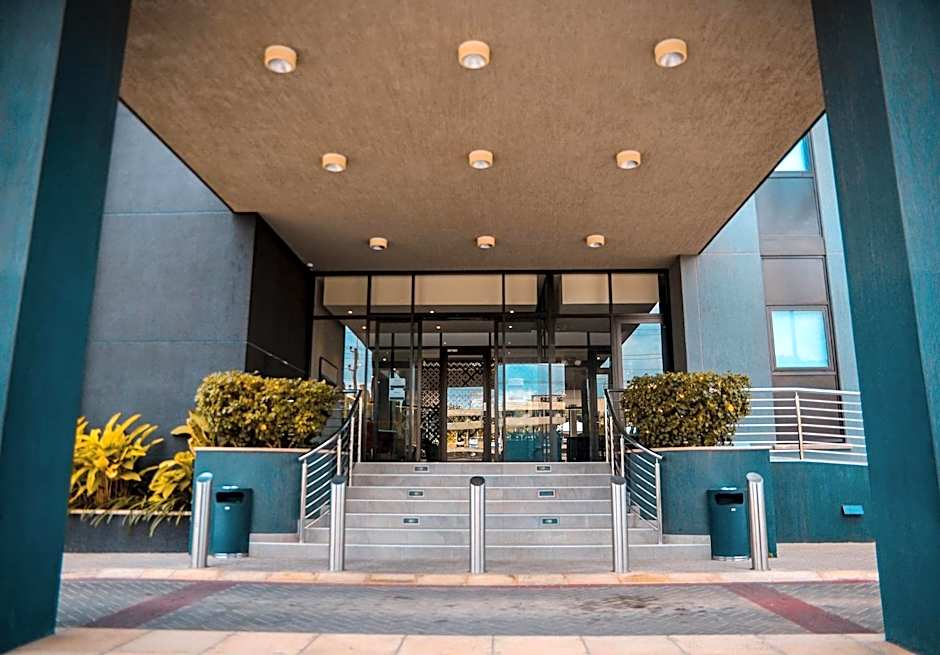 Crowne Plaza - Dar Es Salaam By IHG