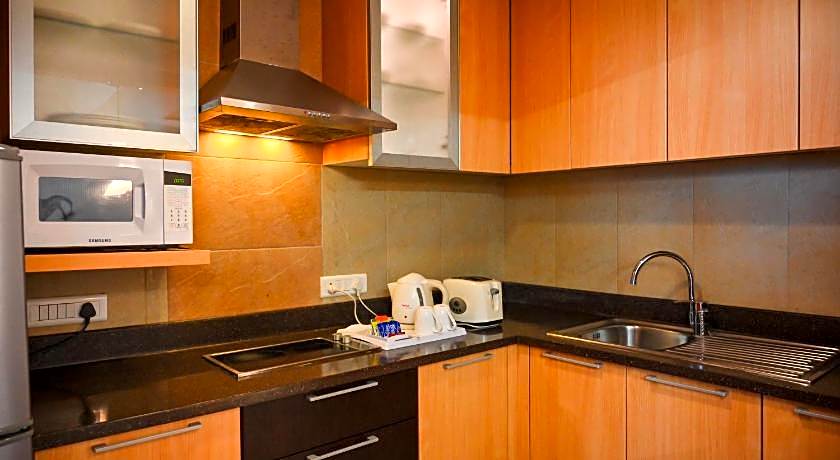Savoy Suites Manesar