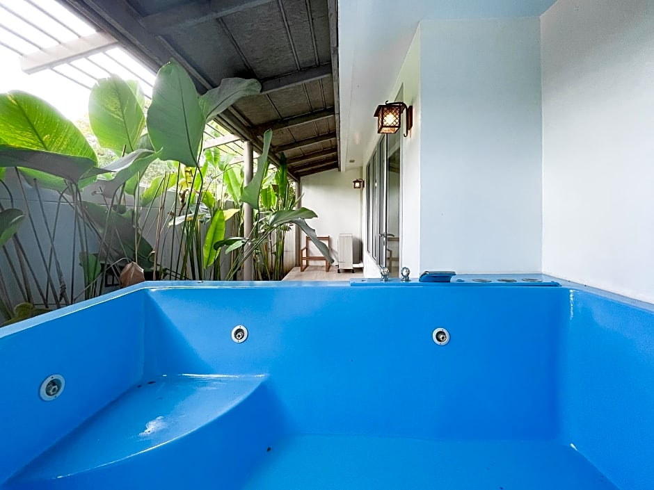 Costa Beach Residence and Jacuzzi