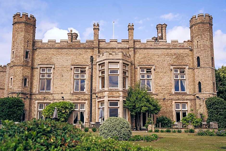 Cave Castle Hotel