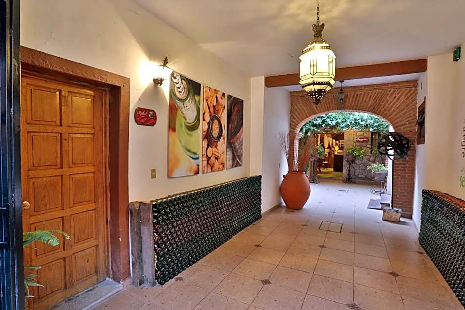 Hotel Casa de Vino
