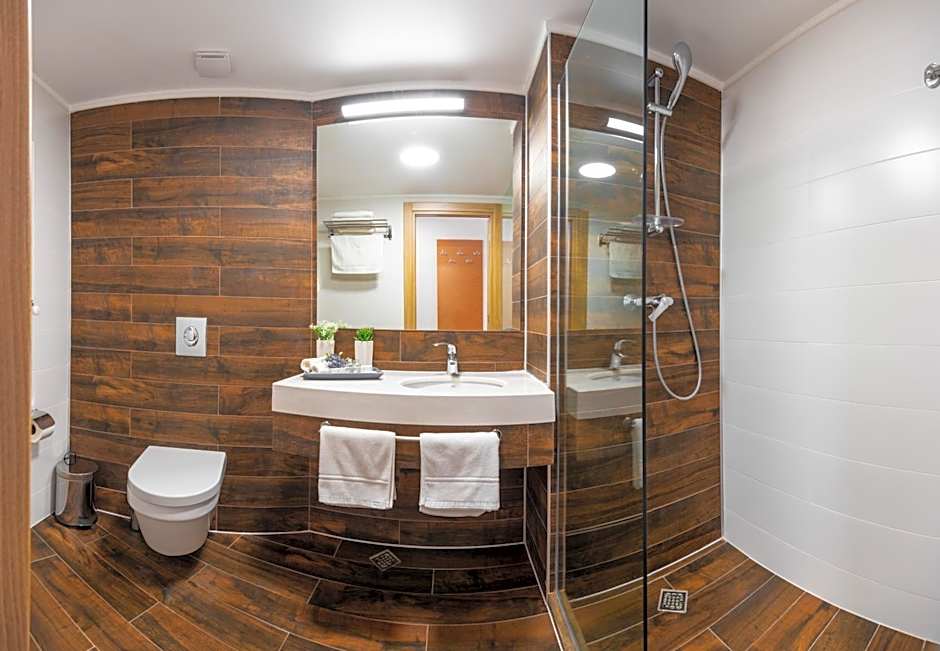 Orbi Palace Hotel Official