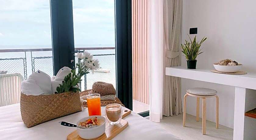 Blue Tao Beach Hotel