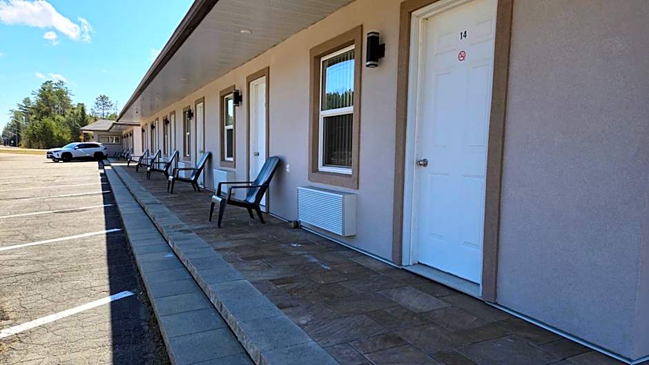 Deep River Motel