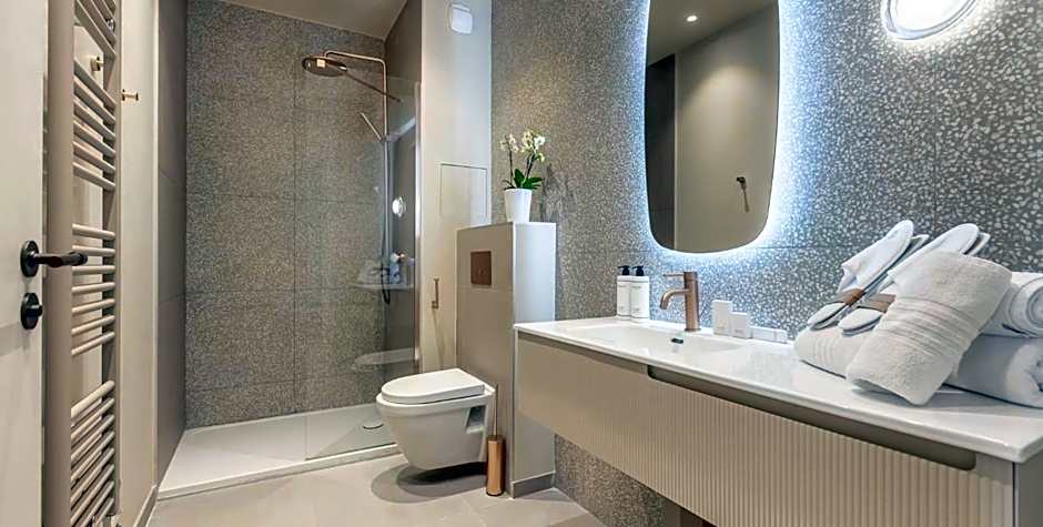 Suites FL By Sweett