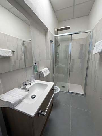 MoMo Seaview Hotel