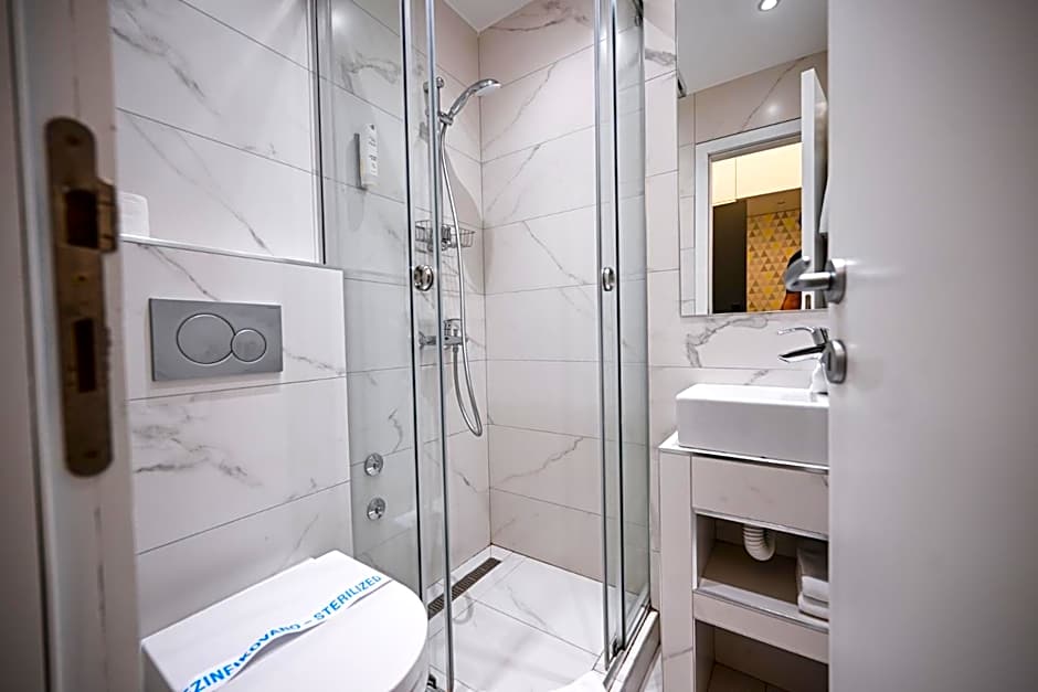 Garni Hotel Le Petit Piaf