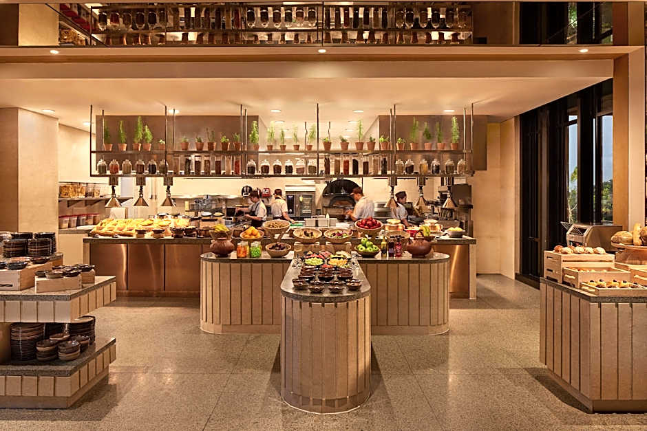 Hotel Tentrem Jakarta