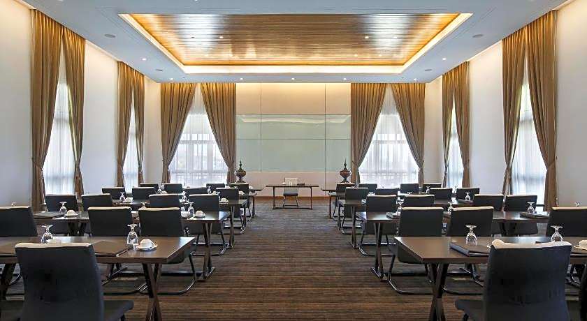 The Lake Garden Nay Pyi Taw MGallery Collection