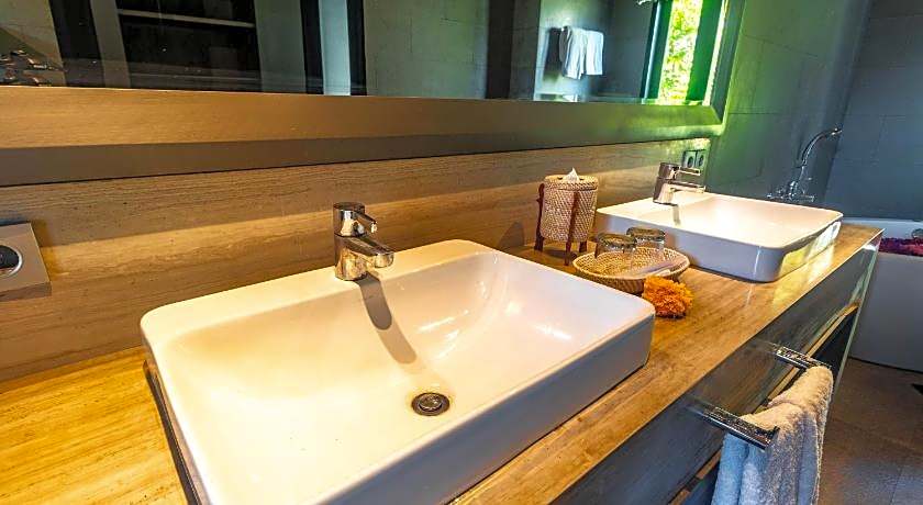 Surya Melasti Beach Villa by Sajiwa