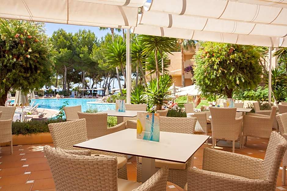 Grupotel Santa Eulària & Spa - Adults Only