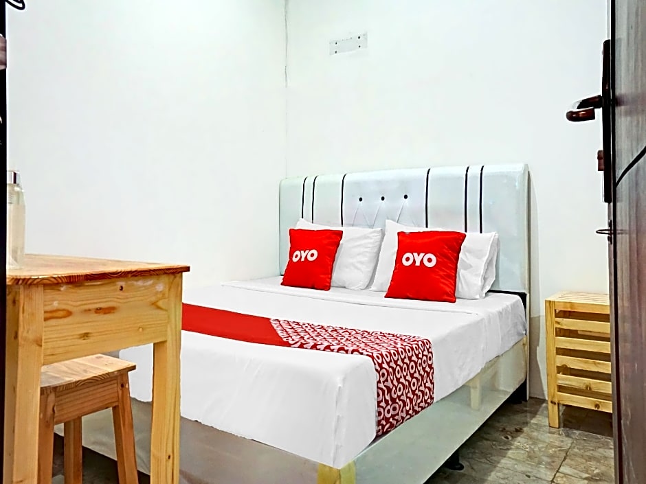 OYO 90187 Puri Allisa Syariah