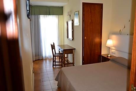 Economy Room for 1 or 2 people