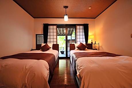 Japanese-Style Premium Room with Tatami Area and Private Bath - Asamoya