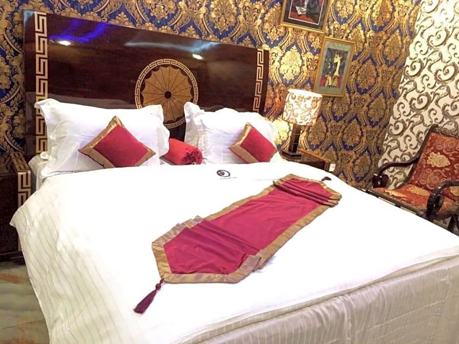 Hotel Premier Inn Davis Road