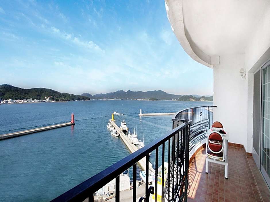 Tongyeong Bay Condo Hotel