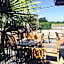 Sturdy`s Castle - Historic Coaching Inn near Blenheim Palace, Oxfordshire