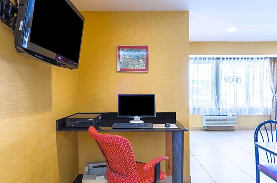 Econo Lodge Pittsfield