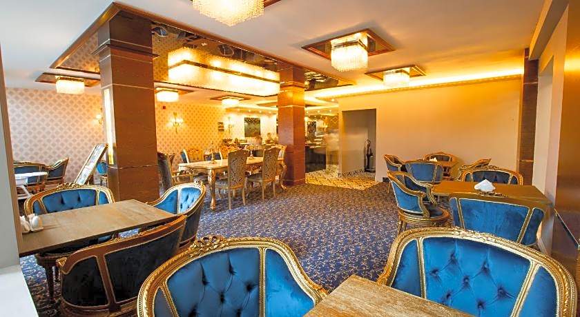 Real King Suite Hotel