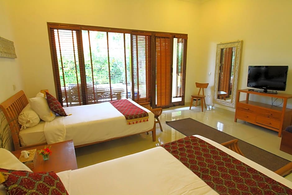 MAHAYANA 3BR VILLA BALI - Close to The Beach