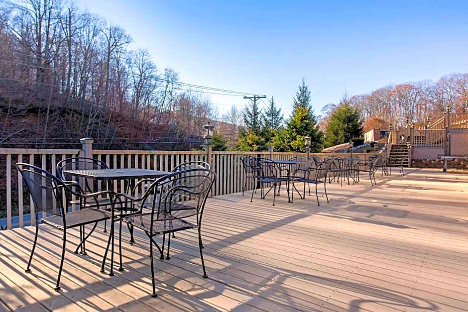 Bluegreen Vacations Blue Ridge Village, an Ascend Collection Resort