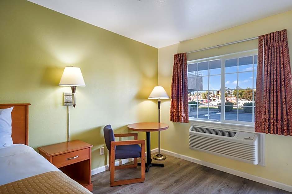 Americas Best Value Inn Santa Rosa, CA
