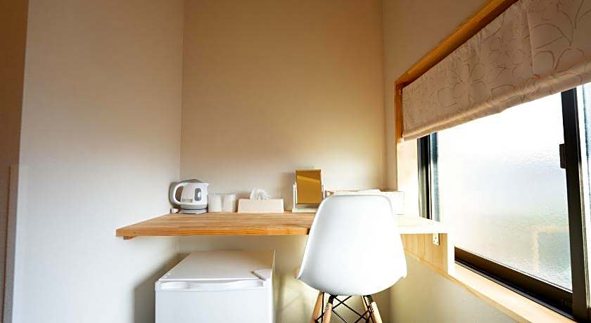 B and B MIKAWA Info Centre - Kanazawa Fish Harbour