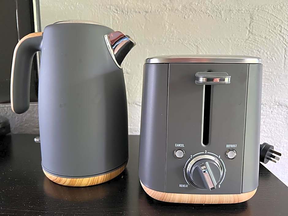 Riverbank Park MOTEL