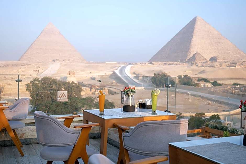Great Pyramid Inn