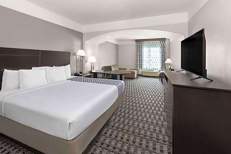 Photo 1 of 5 of Executive 1 King Bed