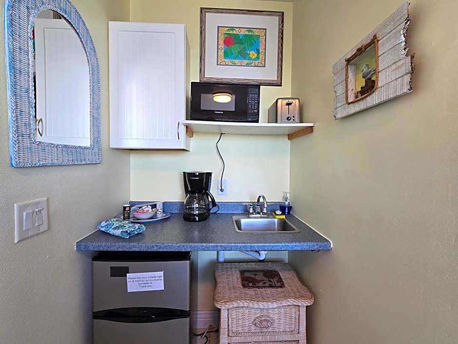 Oceanfront Sea Scape Motel