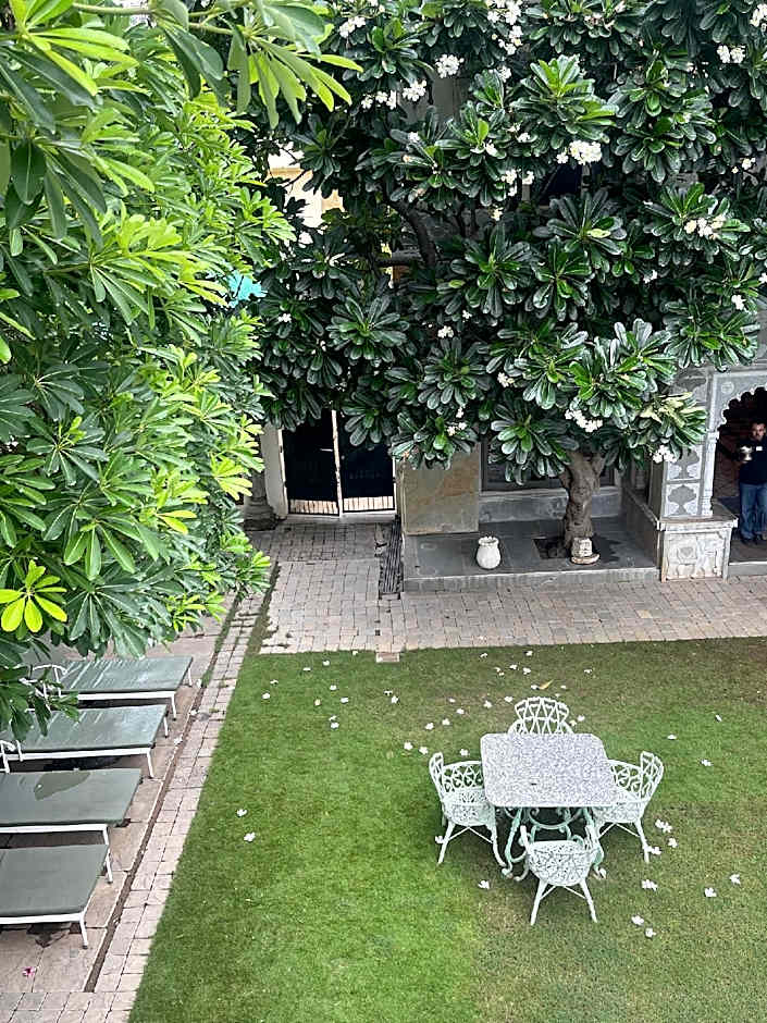 Hotel Mahendra Prakash