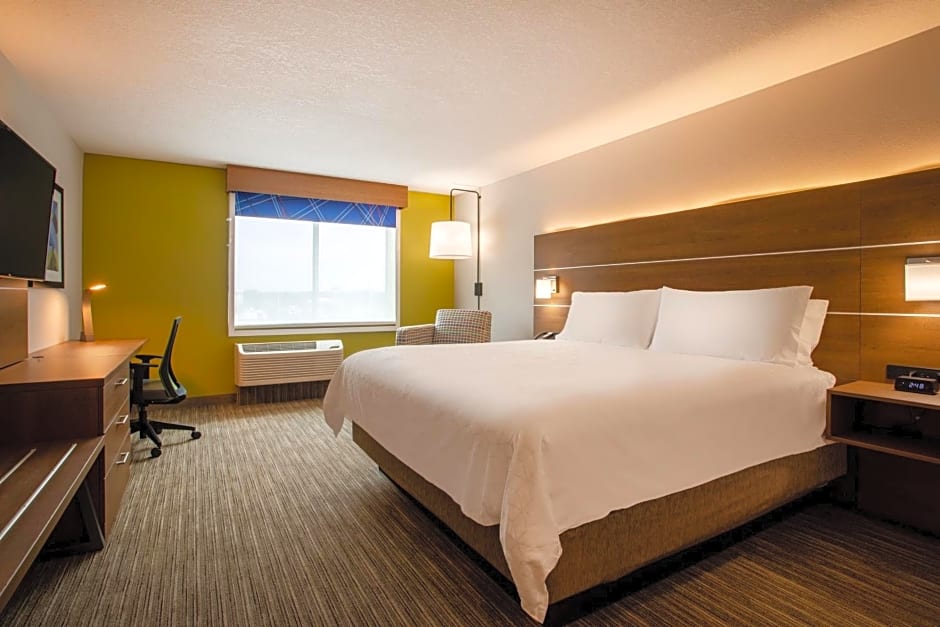 Holiday Inn Express And Suites Deland South