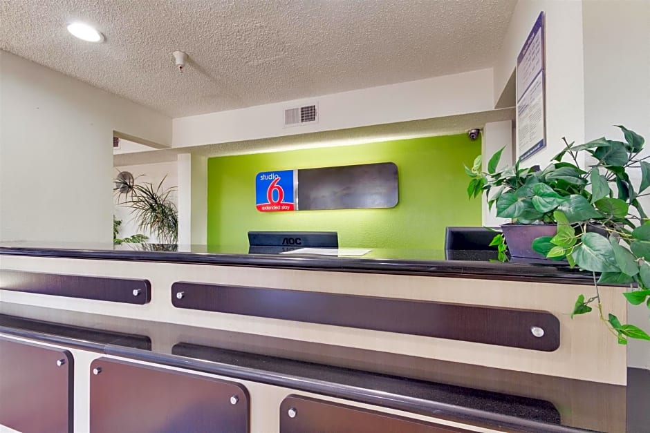 Studio 6 Dallas, TX - North - Richardson