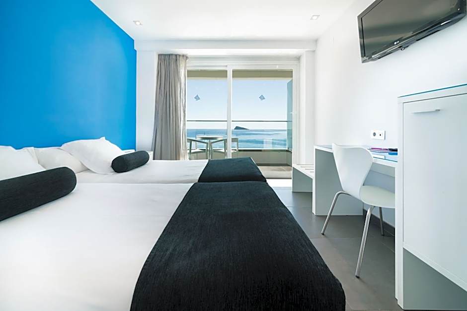 Photo 1 of 12 of 2 Beds, Sea View, Terrace