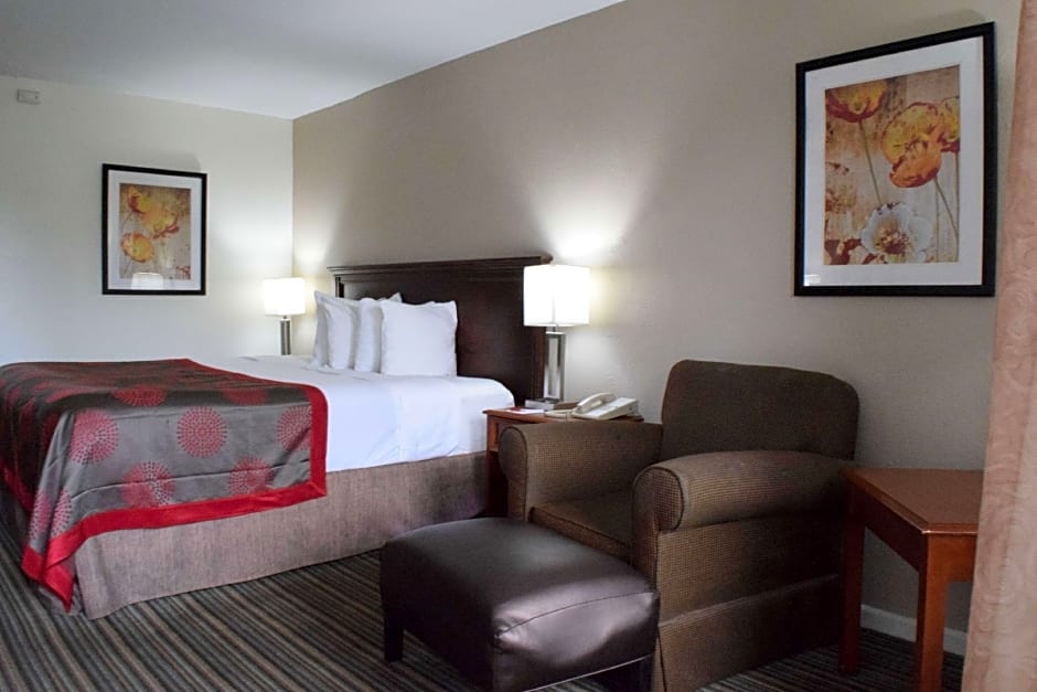 Ramada by Wyndham Savannah Gateway