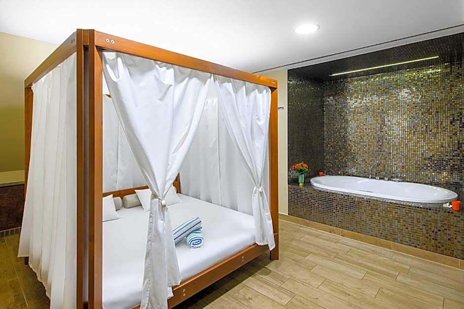 Eurostars uHOTEL