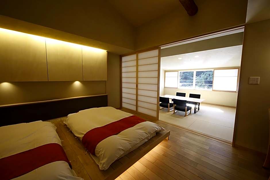 Hinatamikan
