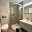 Hotel Flots d'Azur Promenade des Anglais